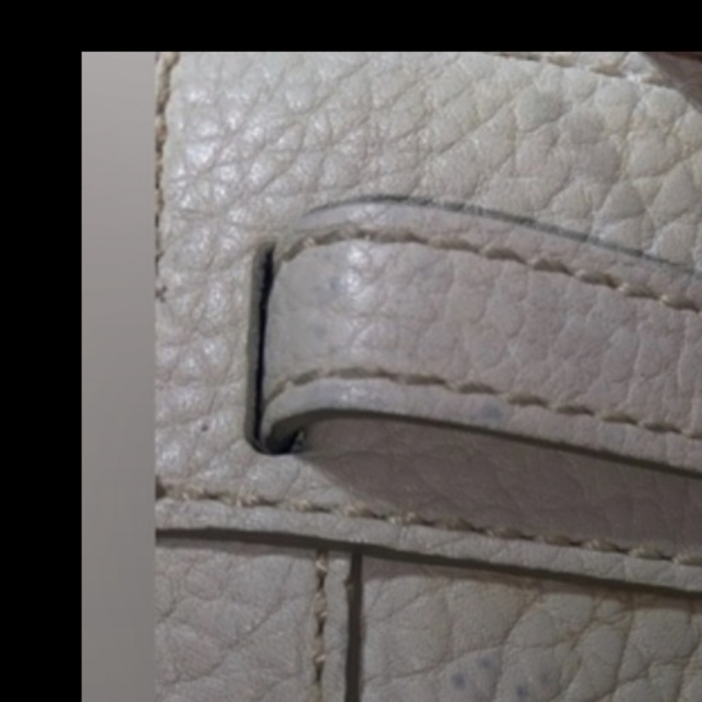 Dooney & Bourke Cream Leather Shoulder Bag - Picture 7 of 8